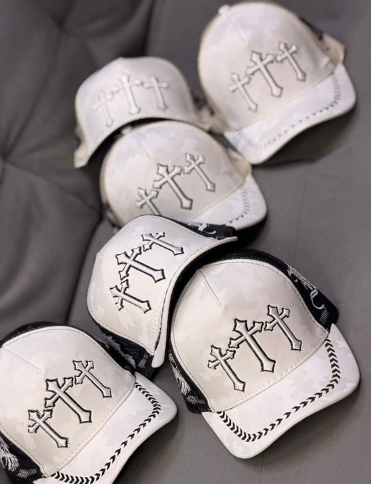 Gorra cruz blanca
